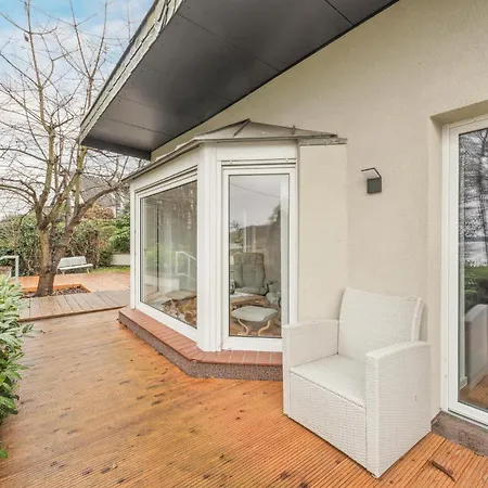 1 Bedroom Cozy In 什未林